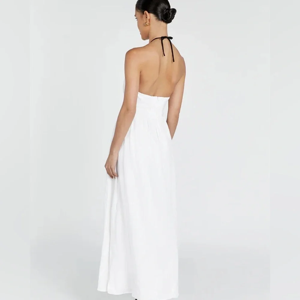 DISSH Alyssa white linen maxi dress - Picture 3 of 6
